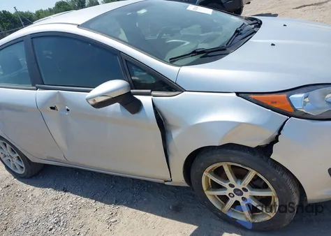 2014 Ford Fiesta Se из США, поврежденный, VIN 3FADP4BJ3EM240325